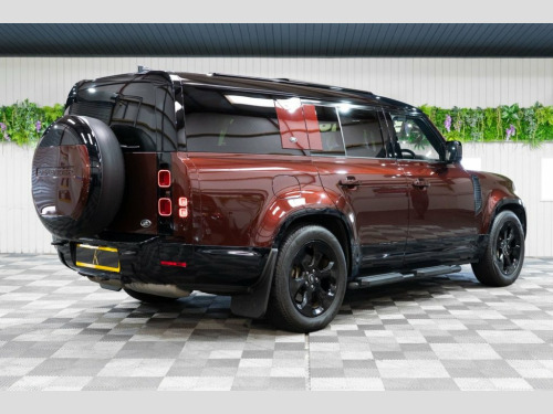 Land Rover Defender  3.0 D300 MHEV X-Dynamic HSE SUV 5dr Diesel Auto 4W