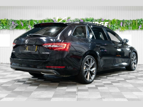 Skoda Superb  2.0 TSI SportLine Estate 5dr Petrol DSG Euro 6 (s/