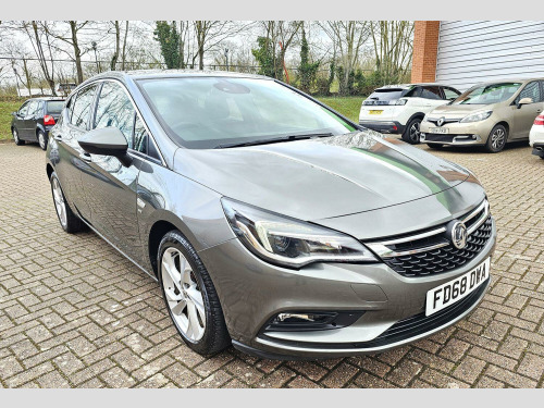 Vauxhall Astra  1.6 i Turbo SRi Nav