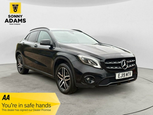 Mercedes-Benz GLA-Class GLA180 1.6 GLA180 Urban Edition SUV 5dr Petrol Manual Eur