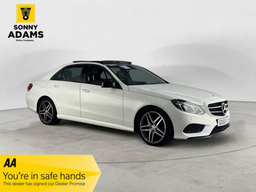 Mercedes-Benz E-Class E220 2.1 E220 BlueTEC AMG Night Edition (Premium) Saloo