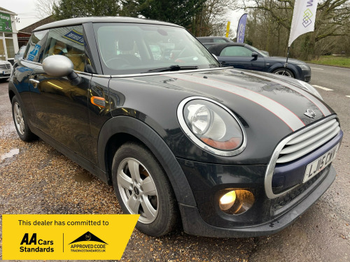 MINI Hatch  1.5 Cooper D 3dr