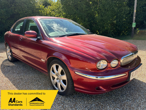 Jaguar X-TYPE  2.5 V6 SE 4dr Auto