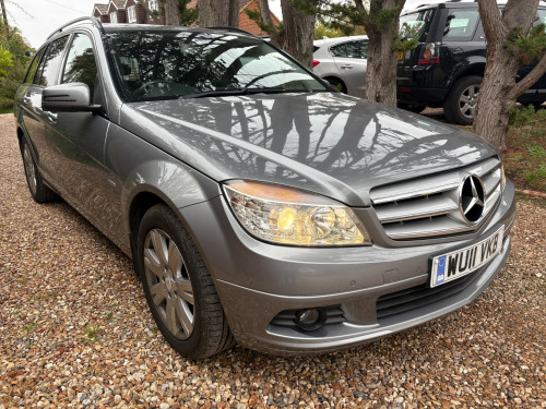 Mercedes-Benz C-Class C220 2.1 C220 CDI BlueEfficiency Executive SE Estate 5dr Diesel Auto Euro 5 (170