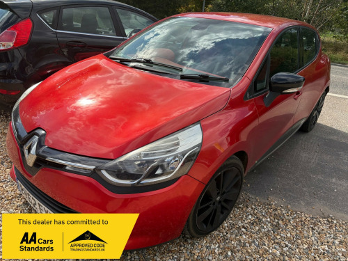 Renault Clio  1.5 dCi Dynamique S MediaNav Hatchback 5dr Diesel Manual Euro 5 (s/s) (90 p