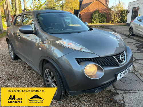 Nissan Juke  1.6 DIG-T Tekna SUV 5dr Petrol Manual Euro 5 (190 ps)