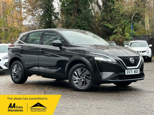 Nissan Qashqai  1.3 DIG-T MHEV Acenta Premium XTRON Euro 6 (s/s) 5dr