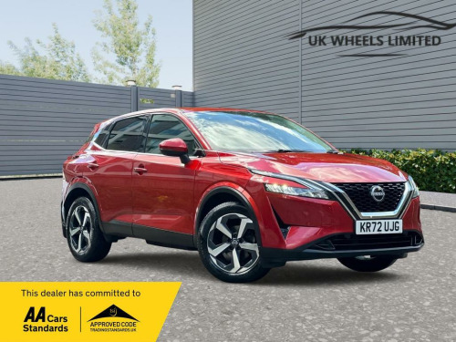 Nissan Qashqai  1.3 DIG-T MHEV N-Connecta XTRON Euro 6 (s/s) 5dr