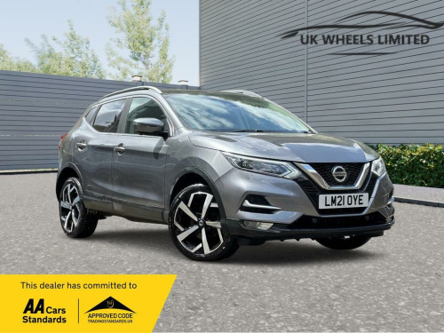 Nissan Qashqai  1.3 DIG-T N-Motion DCT Auto Euro 6 (s/s) 5dr