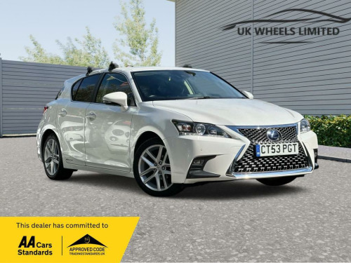 Lexus CT 200h  1.8 200h Luxury E-CVT Euro 6 (s/s) 5dr