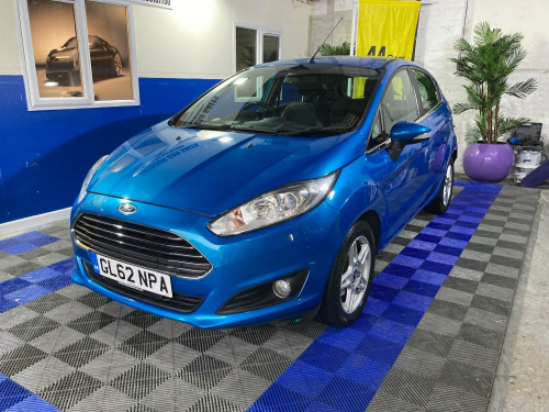 Ford Fiesta  1.0 Zetec Euro 5 (s/s) 5dr