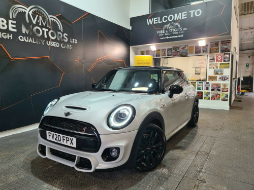 MINI Hatch  2.0 Cooper S Sport Steptronic Euro 6 (s/s) 3dr