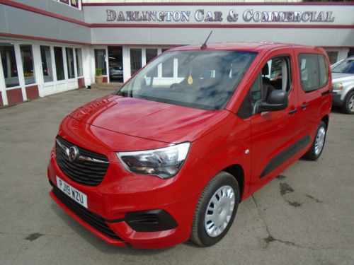Vauxhall Combo  1.2 DESIGN S/S 5d 109 BHP only 28,000 miles 1 owne