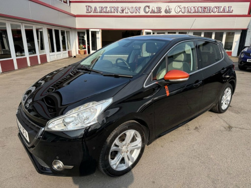 Peugeot 208  1.2 VTi PureTech Roland Garros Hatchback 5dr Petro