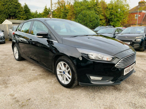 Ford Focus  1.5 TDCi Zetec Euro 6 (s/s) 5dr