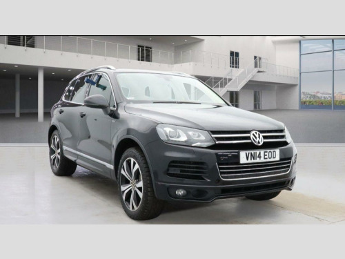 Volkswagen Touareg  3.0 TDI V6 BlueMotion Tech R-Line Tiptronic 4WD Euro 5 (s/s) 5dr