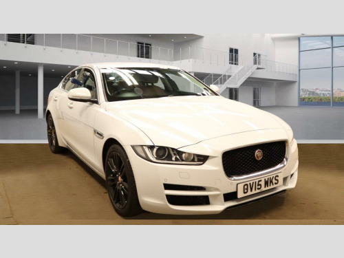Jaguar XE  2.0d Portfolio Auto Euro 6 (s/s) 4dr