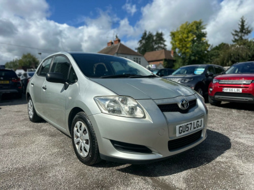 Toyota Auris  1.4 VVT-i T2 5dr