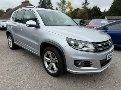 Volkswagen Tiguan  2.0 TDI BlueMotion Tech R-Line DSG 4WD Euro 5 (s/s) 5dr (Nav)
