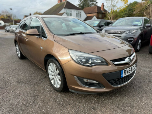 Vauxhall Astra  2.0 CDTi Elite Sports Tourer Auto Euro 5 5dr