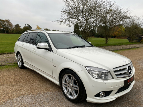 Mercedes-Benz C-Class C250 2.5 C250 V6 AVANTGARDE S SPORTS PETROL AUTOMATIC 5dr ESTATE 