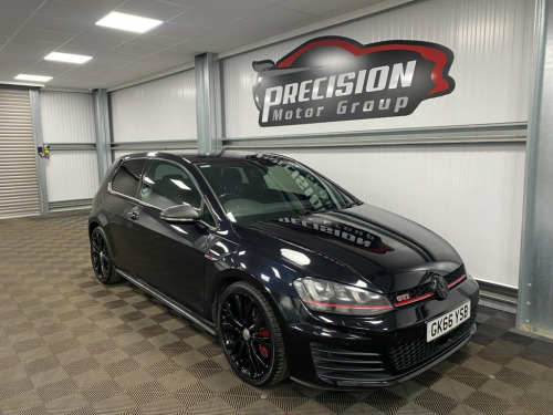 Volkswagen Golf  2.0L GTI PERFORMANCE DSG 3d 226 BHP