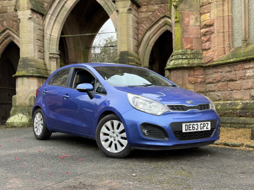 Kia Rio  1.3 2