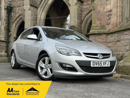 Vauxhall Astra  1.4 i SRi