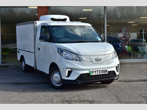 Maxus EDELIVER 3  52.5kwh Chassis Cab Hot & Cold Food Van Conversion
