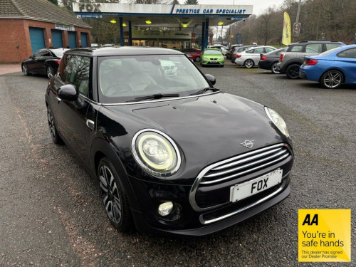 MINI Hatch  1.5 Cooper Exclusive Hatchback 3dr Petrol Steptron