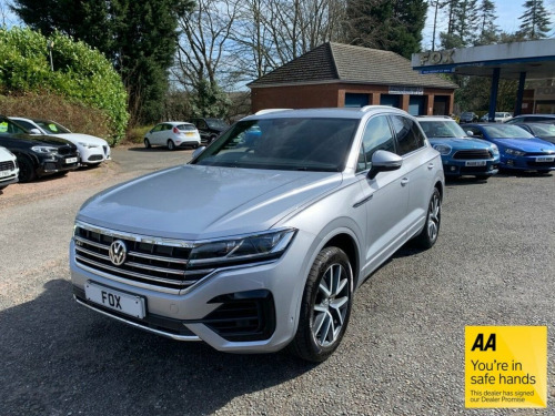 Volkswagen Touareg  3.0 TDI V6 R-Line Tech SUV 5dr Diesel Tiptronic 4M 