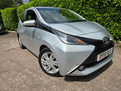Toyota AYGO  1.0 VVT-i x-pression x-wave 5dr Petrol Manual Euro