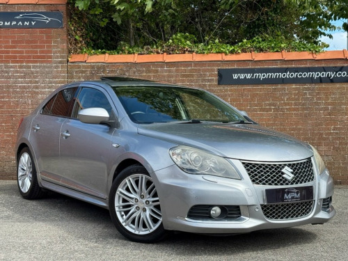 Suzuki Kizashi  2.4 16V Sport Saloon 4dr Petrol CVT 4WD Euro 5 (17