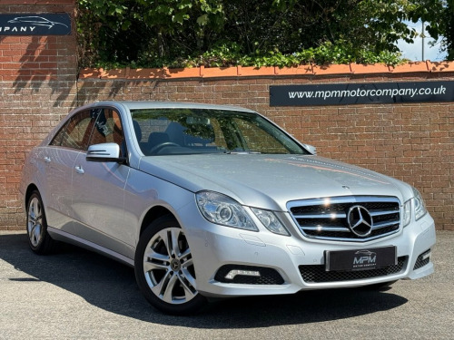 Mercedes-Benz E-Class E220 2.1 E220 CDI BlueEfficiency Avantgarde Saloon 4dr 