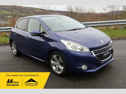 Peugeot 208  1.2 VTi PureTech Allure Hatchback 5dr Petrol Manua