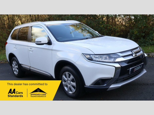 Mitsubishi Outlander  2.2 DI-D SUV 5dr Diesel Manual 4WD Euro 6 (s/s) (1