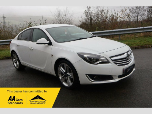 Vauxhall Insignia  2.0 CDTi ecoFLEX SRi Hatchback 5dr Diesel Manual E