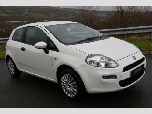 Fiat Punto  1.2 Pop Hatchback 3dr Petrol Euro 6 (69 bhp)