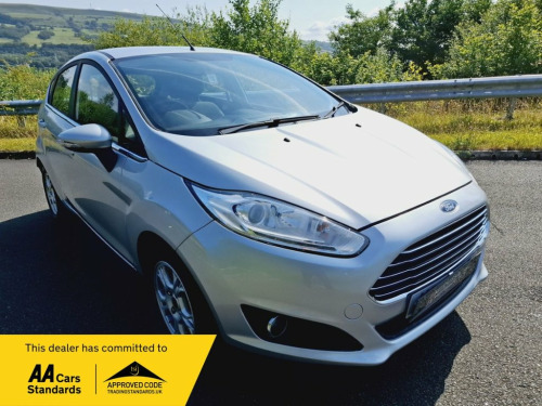 Ford Fiesta  1.5 TDCi ECOnetic Zetec Hatchback 5dr Diesel Manua