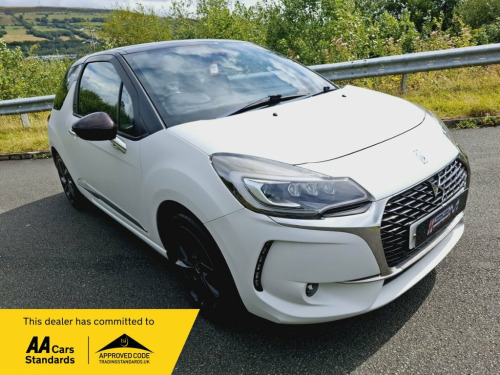 DS DS 3  1.2 PureTech Givenchy Le Makeup Hatchback 3dr Petr