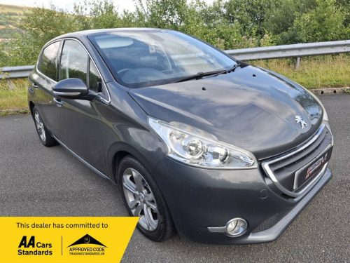 Peugeot 208  1.6 e-HDi Allure Hatchback 5dr Diesel Manual Euro 