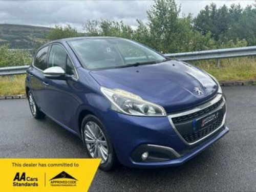 Peugeot 208  1.6 BlueHDi Allure Hatchback 5dr Diesel Manual Eur