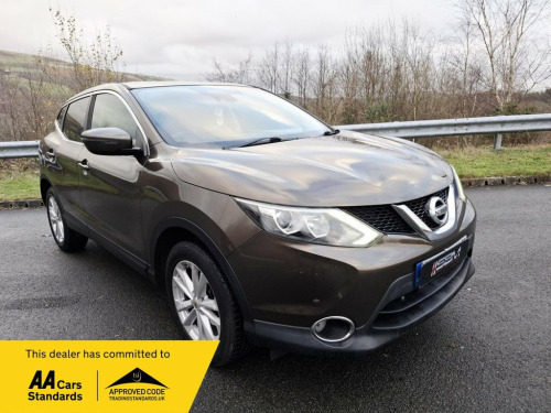 Nissan Qashqai  1.5 dCi Acenta Premium SUV 5dr Diesel Manual 2WD E