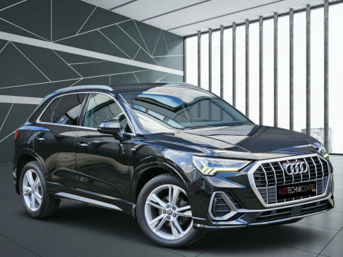 Audi Q3  1.5 TFSI CoD 35 S line SUV 5dr Petrol Manual Euro 6 (s/s) (150 ps)