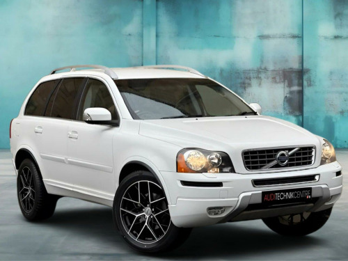 Volvo XC90  2.4 D5 ES SUV 5dr Diesel Geartronic 4WD Euro 5 (200 ps)