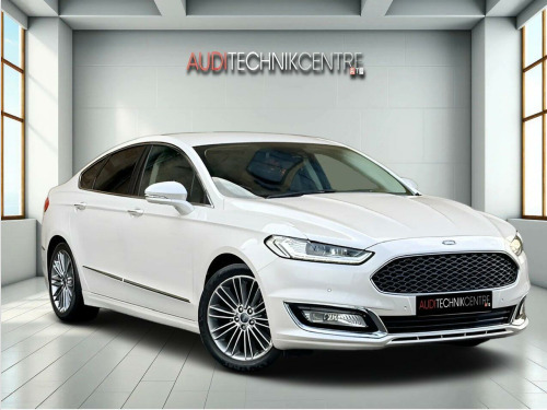 Ford Mondeo  2.0 TiVCT Vignale Saloon 4dr Petrol Hybrid CVT 6Spd Euro 6 (s/s) (187 ps) 