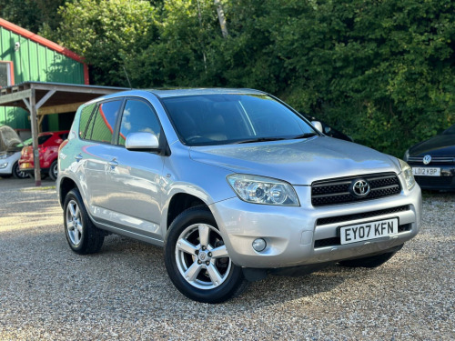 Toyota RAV4  2.0 XT-R 4WD 5dr