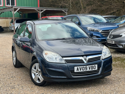 Vauxhall Astra  1.8i 16v Club 5dr