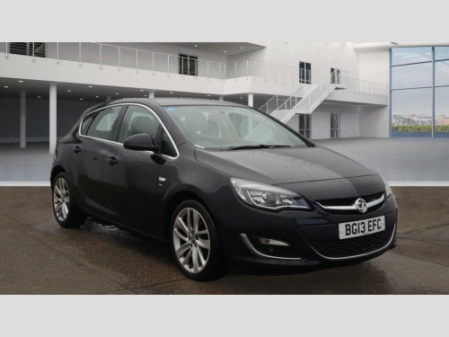 Vauxhall Astra  1.6 16v SRi Euro 5 5dr