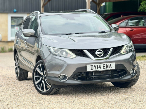 Nissan Qashqai  1.6 dCi Tekna XTRON 2WD Euro 5 (s/s) 5dr